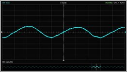 LM317 con 10 uF y 1 uF (Scope).jpg