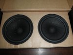 caja woofers abierta.jpg