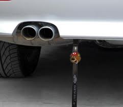 tira-goma-electricidad-estatica-coche.jpg