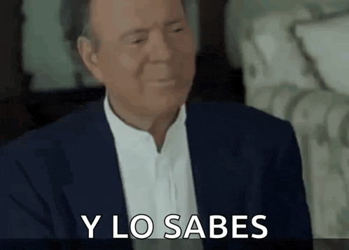 gIqqELC9J6TNOH.gif