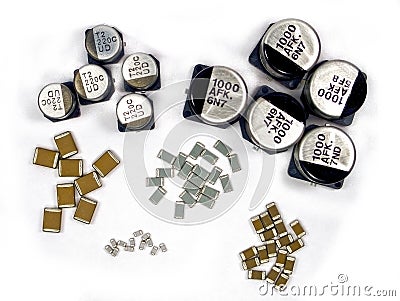 condensadores-de-smd-9377070.jpg