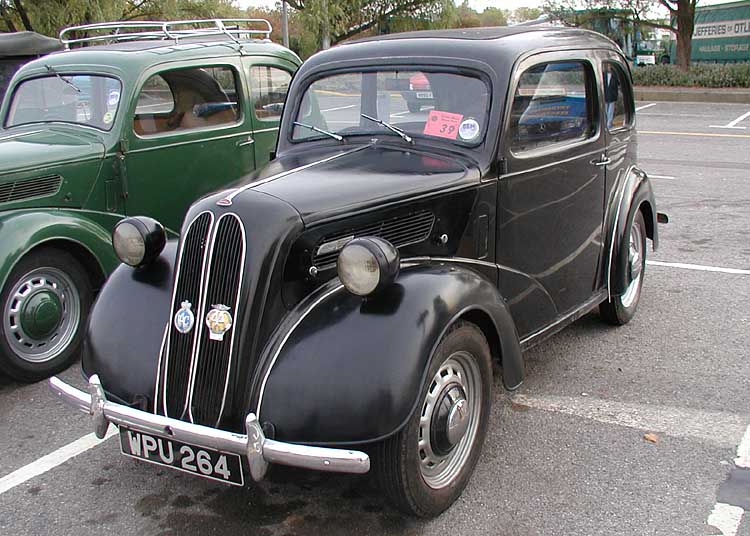 52Ford.anglia..jpg