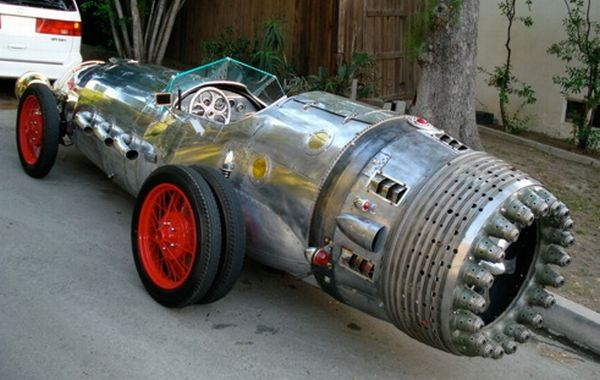 steampunk_rocket_car_zvzpe.jpg