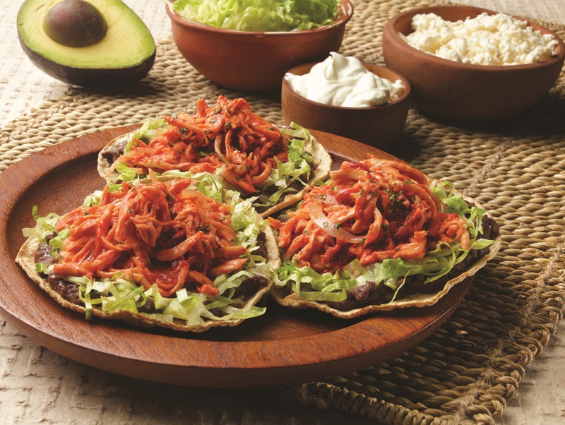 Tostadas-de-tinga-de-pollo.jpg