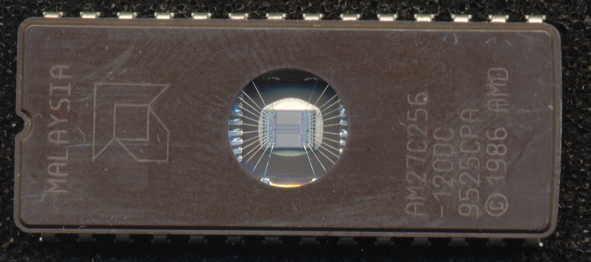 EPROM_AM27C256_(1).png